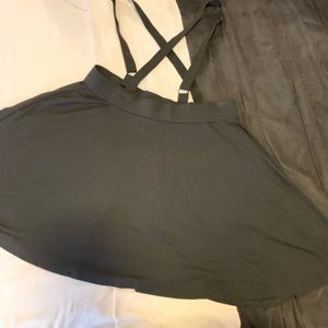 Suspender skirt